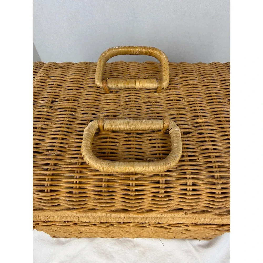 Vintage Cottage Granny Wicker‎ Storage Trunk Basket Hinged Lid & Handles Natural